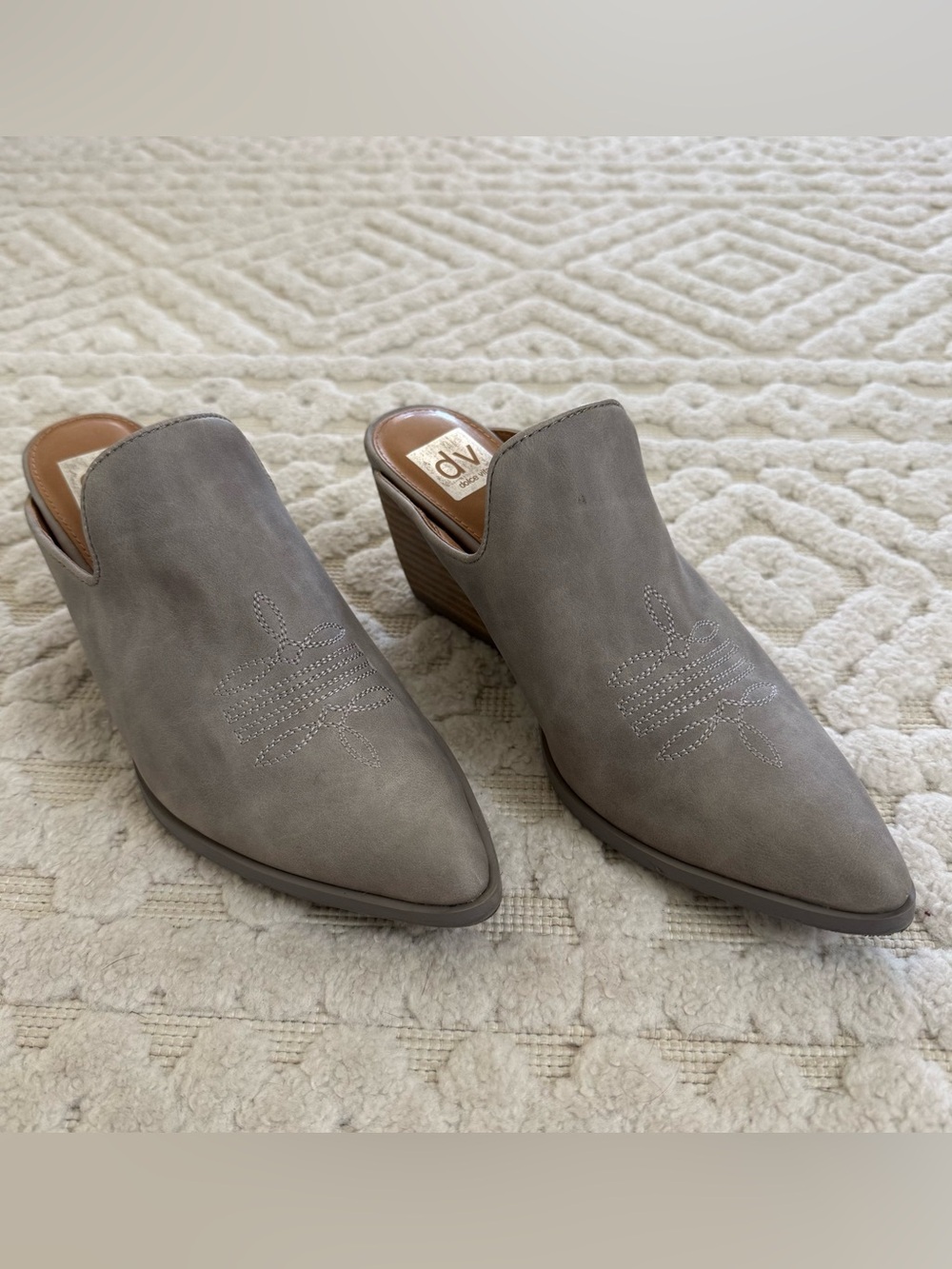 Dolce Vita Kandala Gray / Taupe Western Embroidered Mule Heels 8.5 Boho Cowgirl